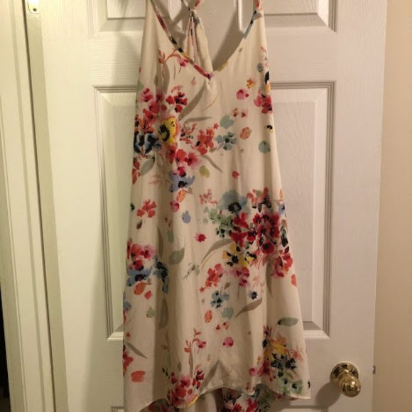 Cream & floral asymmetrical dress - Picture 3 of 3